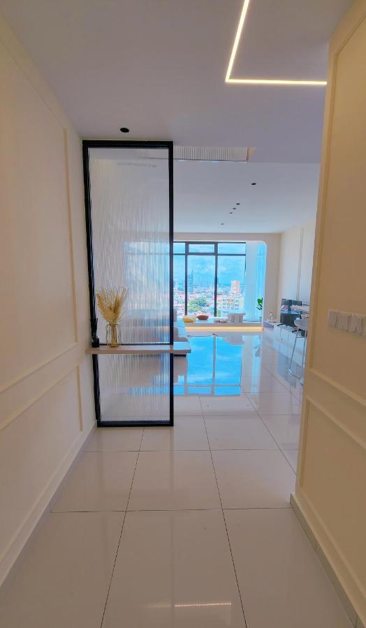 Skypool With Seaview 8Pax Beacon Executive Suites - Georgetown City Centre - 3Km To Komtar Exterior foto